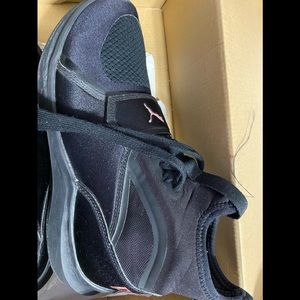 Puma high top running shoes black and rose gold size 8 womens